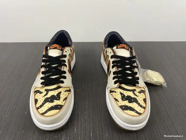 MaikeSneakers Tiger DH6932-100 Year the of OG Air Jordan 1 Low 0524